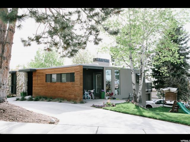 2136 Elaine Dr, Bountiful, UT 84010 — photo 2