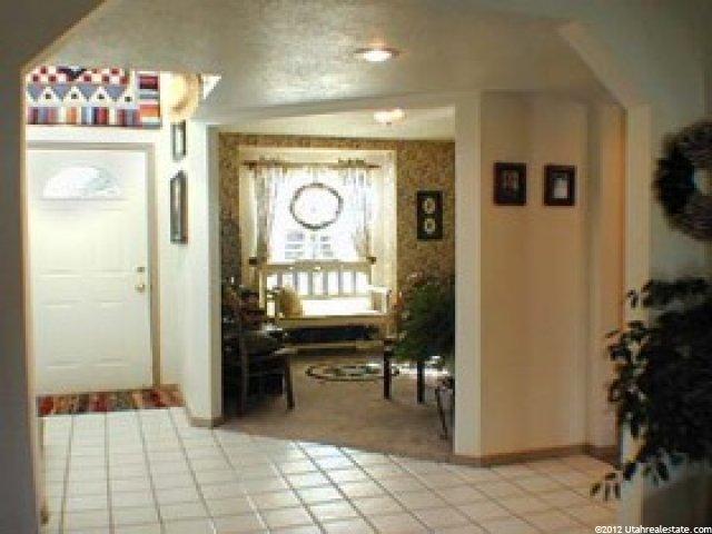 4971 Naylor Ln, Murray, UT 84107 — photo 3