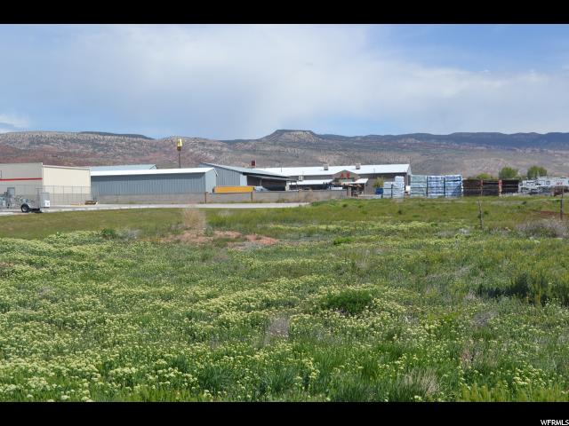 39 E 1300 S #2, Richfield, UT 84701 — photo 3