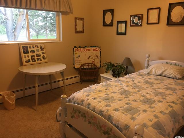 185 E 300 S, Spring City, UT 84662 — photo 10