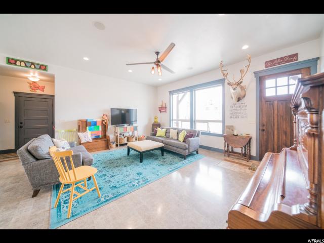 774 E 2660 N, North Logan, UT 84341 — photo 10