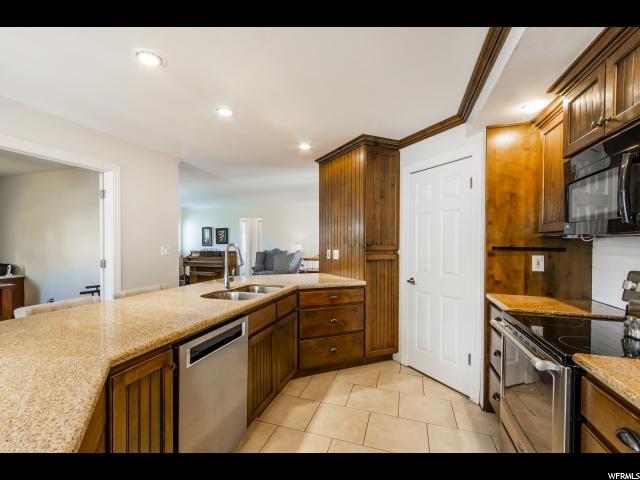 2225 E 9800 S, Sandy, UT 84092 — photo 6