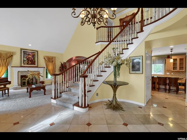 5280 S Arapaho Dr E, Ogden, UT 84403 — photo 3