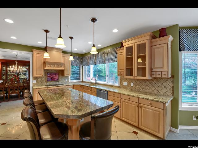 5280 S Arapaho Dr E, Ogden, UT 84403 — photo 8