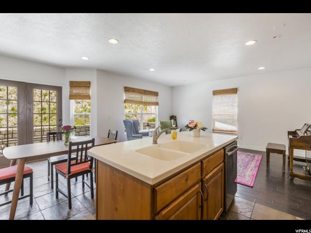 2016 E Stoneleigh Dr, Draper, UT 84020 — photo 10