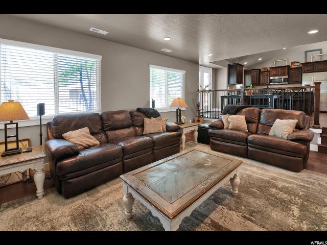 594 E Ridge Place Dr N, Ogden, UT 84404 — photo 8