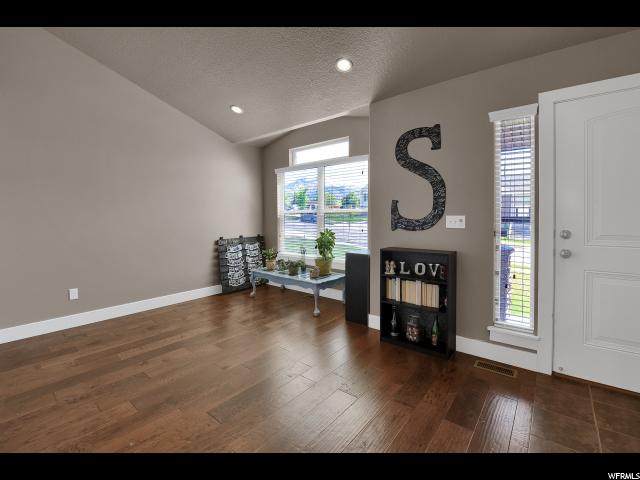 594 E Ridge Place Dr N, Ogden, UT 84404 — photo 10