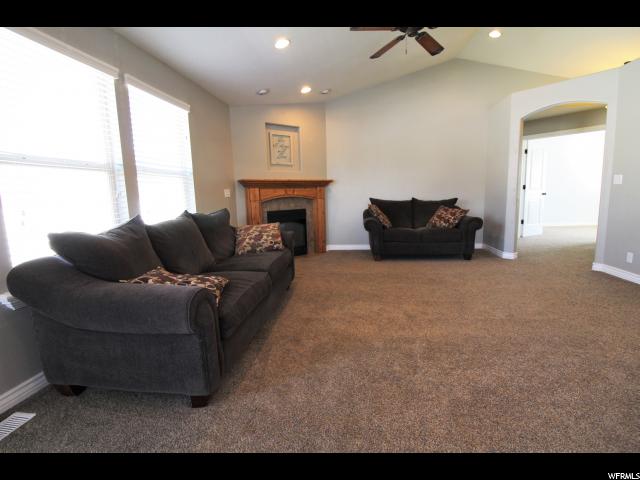1992 N 2700 W, Clinton, UT 84015 — photo 11