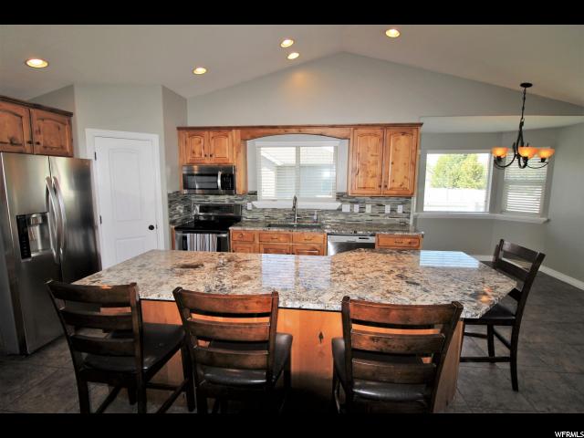 1992 N 2700 W, Clinton, UT 84015 — photo 3