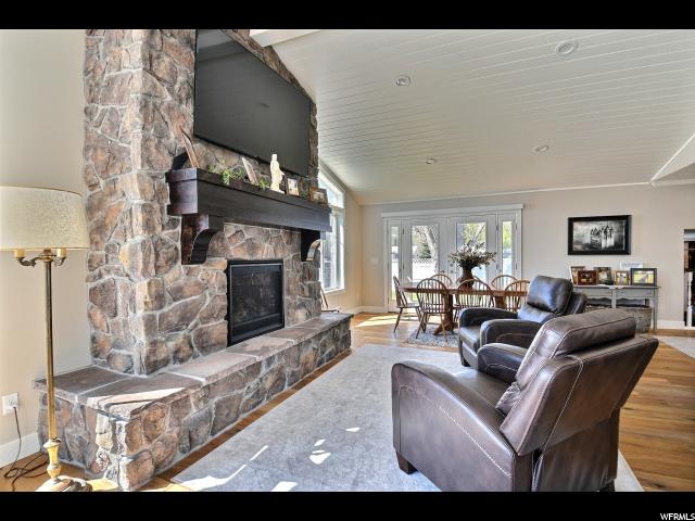 135 W Center St, Henefer, UT 84033 — photo 8