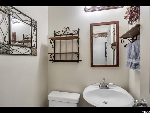 2685 N 1700 E, Layton, UT 84040 — photo 11