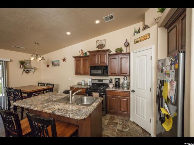 356 E 920 N, Hurricane, UT 84737 — photo 2