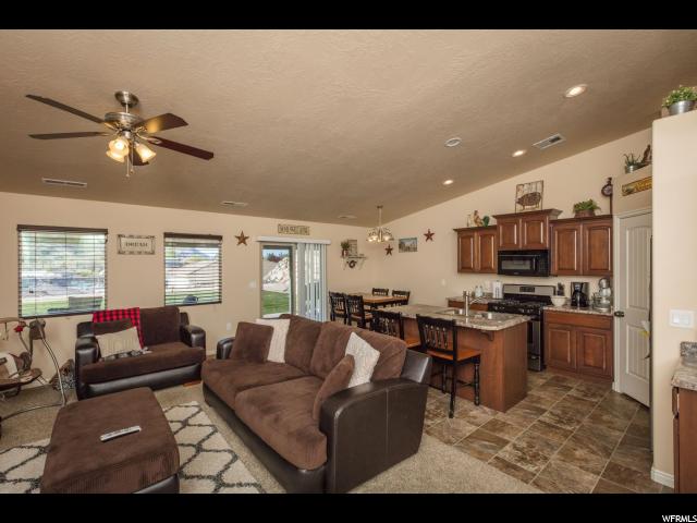 356 E 920 N, Hurricane, UT 84737 — photo 4