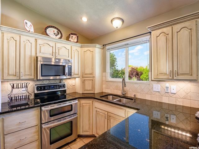 1876 S 500 E, Clearfield, UT 84015 — photo 4