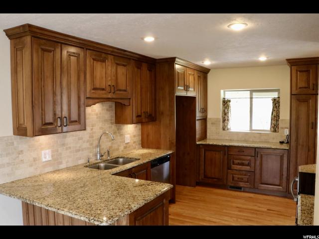 209 E 2450 S, Bountiful, UT 84010 — photo 6