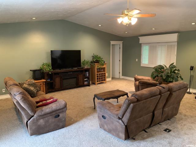 327 E 1000 N, Harrisville, UT 84404 — photo 10