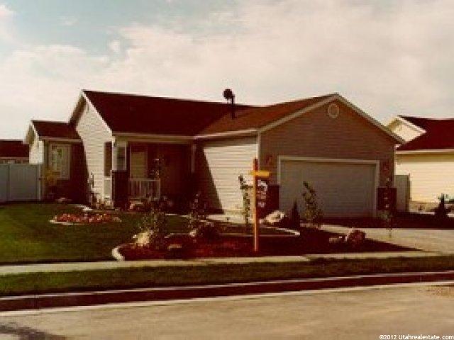 5068 S 4200 W, Roy, UT 84067 — photo 2