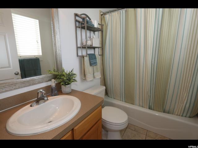 1694 W 600 N, Clinton, UT 84015 — photo 10