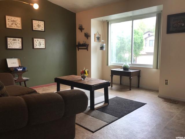 889 Clover Cir, Ogden, UT 84404 — photo 2