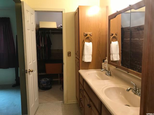 889 Clover Cir, Ogden, UT 84404 — photo 11