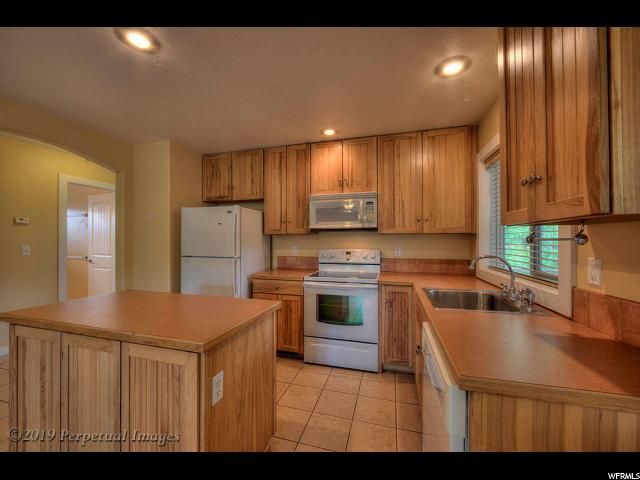 483 S Tusher St E, Moab, UT 84532 — photo 3