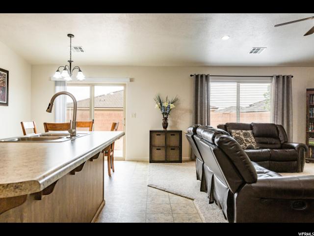 986 E 3800 S, Washington, UT 84780 — photo 5