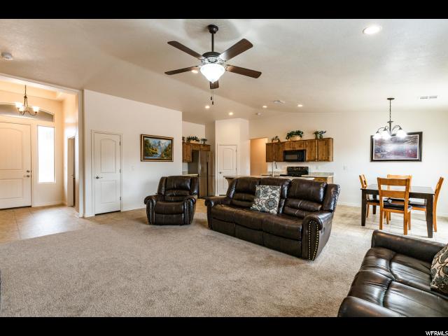 986 E 3800 S, Washington, UT 84780 — photo 3