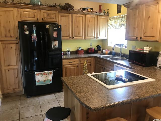 408 E 600 S, River Heights, UT 84321 — photo 2