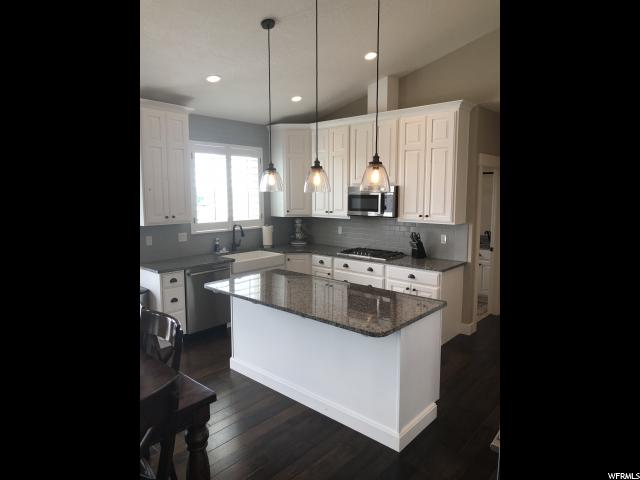 172 S Linden Dr E, Layton, UT 84040 — photo 3