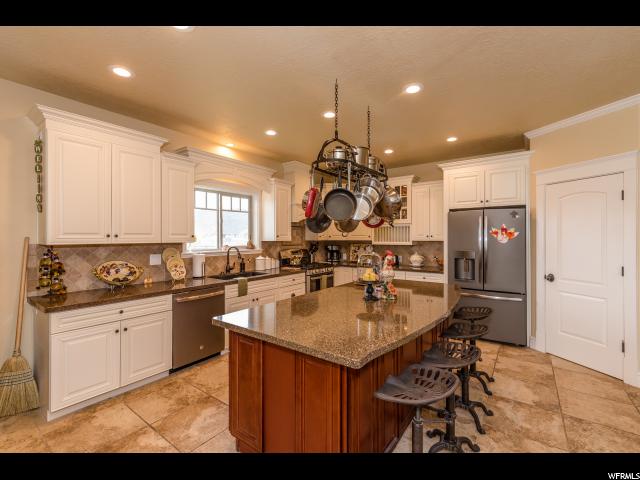 990 E Austin Dr N, Elsinore, UT 84724 — photo 6