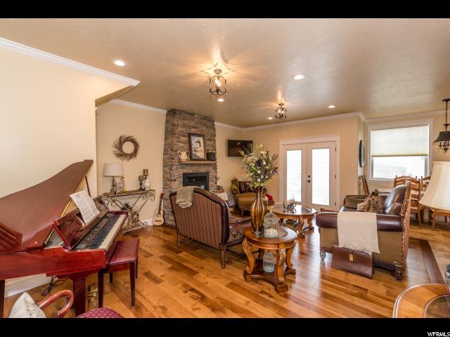 990 E Austin Dr N, Elsinore, UT 84724 — photo 10