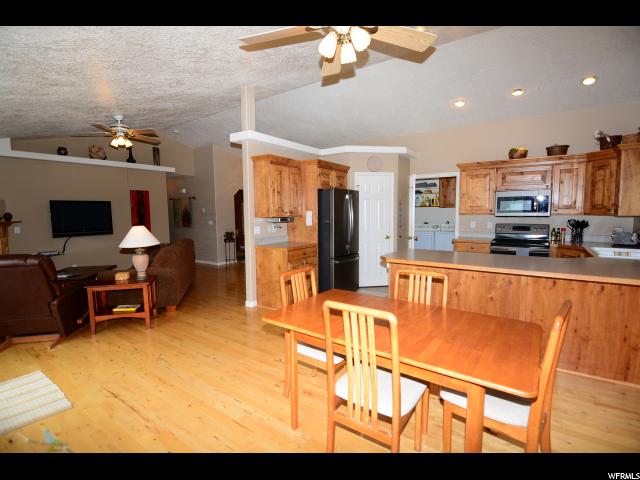 419 E 2820 N, North Logan, UT 84341 — photo 9