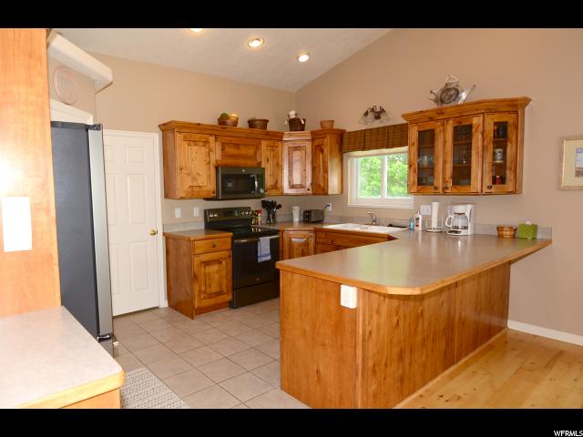 419 E 2820 N, North Logan, UT 84341 — photo 10