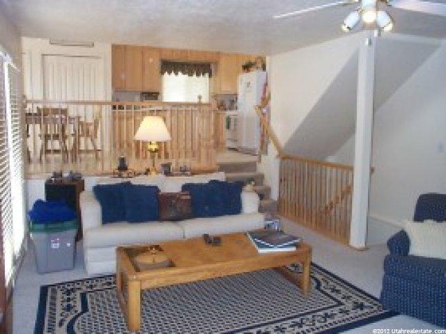 228 Ashbrook Cir, Sandy, UT 84047 — photo 4