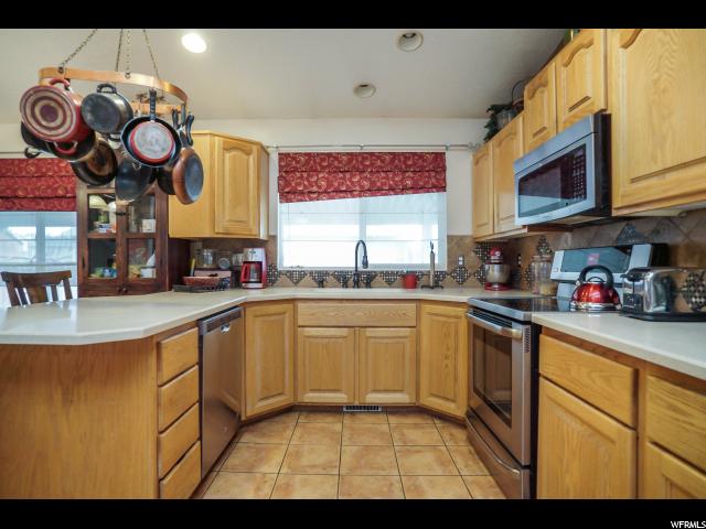 5965 S 2050 E, South Ogden, UT 84403 — photo 6