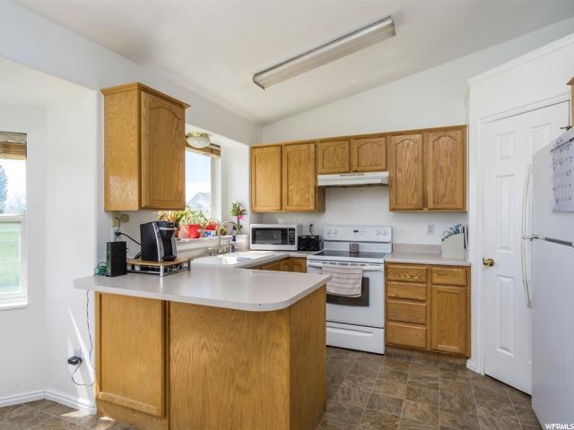 5645 S 4075 W, Roy, UT 84067 — photo 9