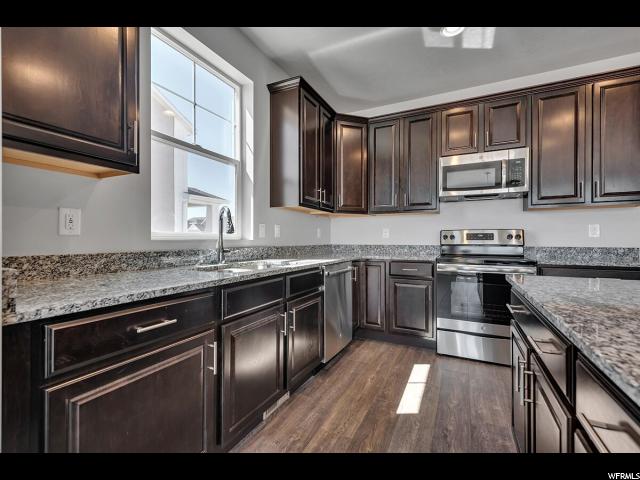 2436 N Sarus Crane Dr, Clinton, UT 84015 — photo 5