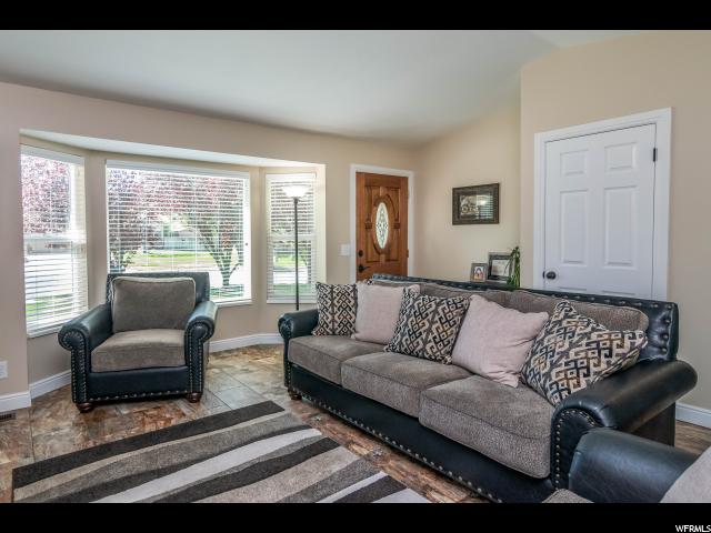 1037 E Annabelle Ln, Sandy, UT 84094 — photo 4