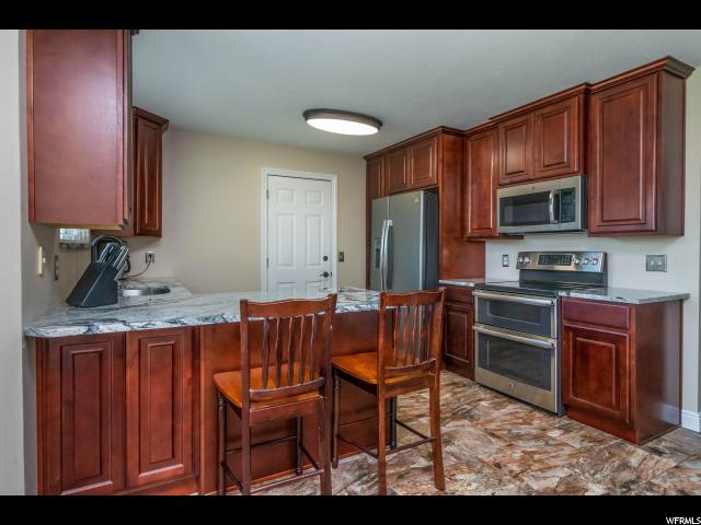1037 E Annabelle Ln, Sandy, UT 84094 — photo 7