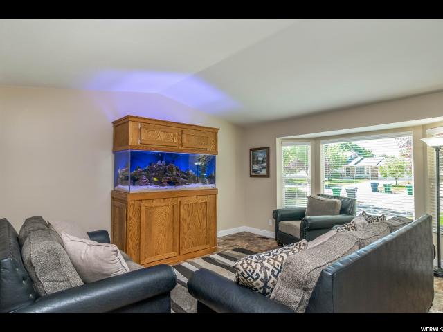 1037 E Annabelle Ln, Sandy, UT 84094 — photo 3