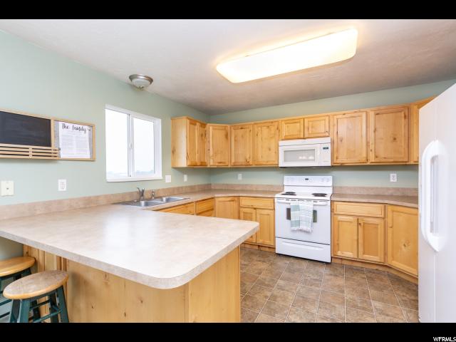 89 S 525 W, Clearfield, UT 84015 — photo 10