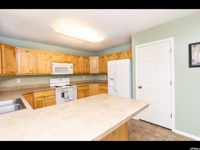 89 S 525 W, Clearfield, UT 84015 — photo 9