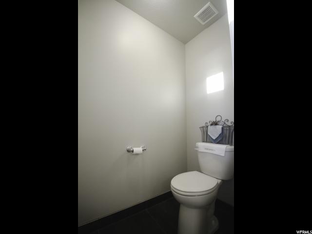 3368 W 1800 N, Clinton, UT 84015 — photo 9