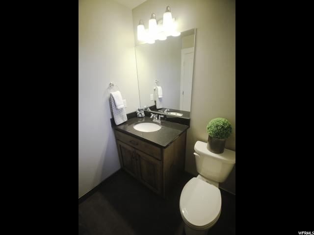 3368 W 1800 N, Clinton, UT 84015 — photo 5