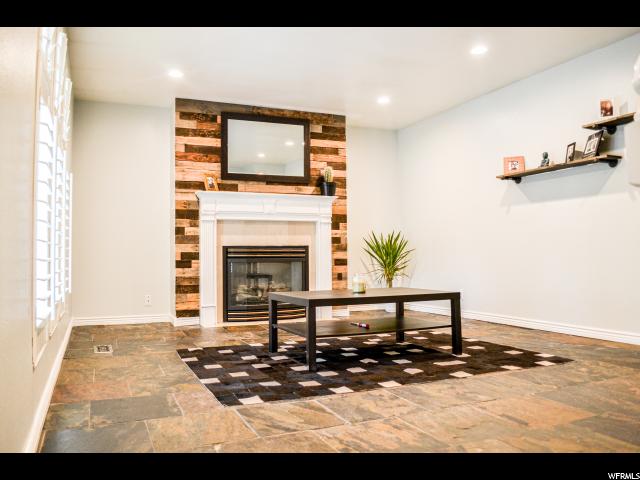 77 E Peachtree Dr N, Centerville, UT 84014 — photo 6