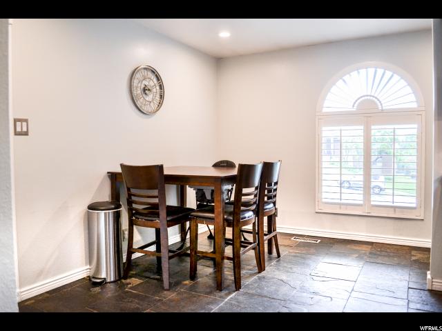 77 E Peachtree Dr N, Centerville, UT 84014 — photo 2