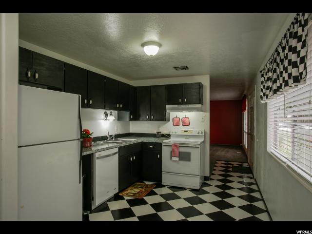 688 Canfield Dr, Ogden, UT 84404 — photo 2