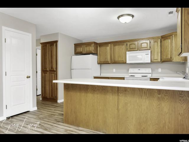 275 S 2450 E, St. George, UT 84790 — photo 3
