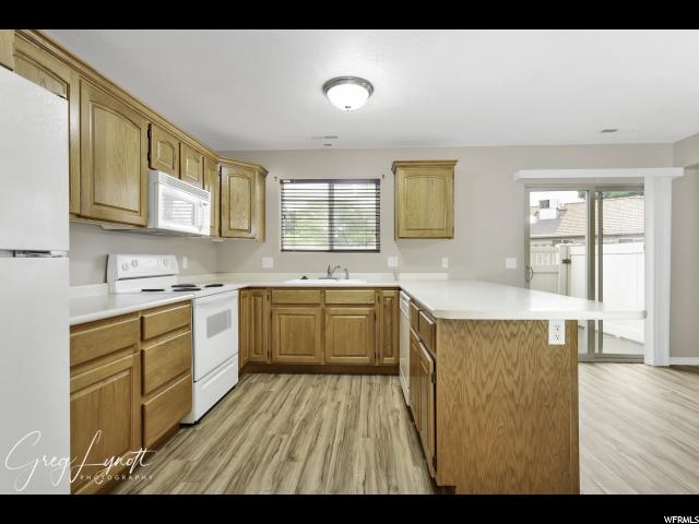 275 S 2450 E, St. George, UT 84790 — photo 5