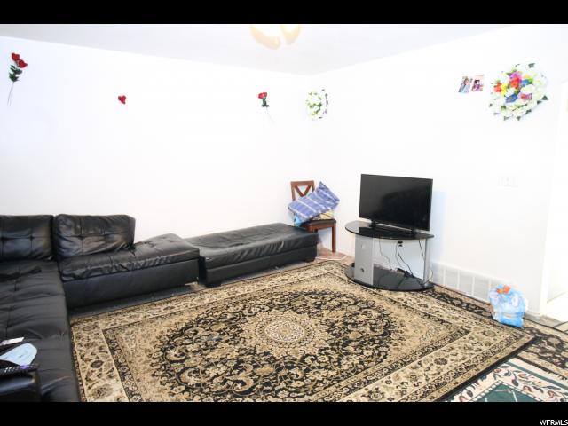 118 W Penhurst Pl, Logan, UT 84341 — photo 6